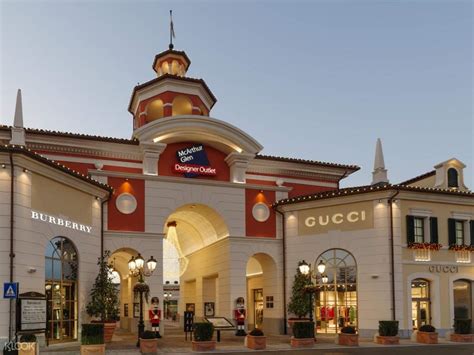 serravalle outlet milano prada|serravalle discount stores.